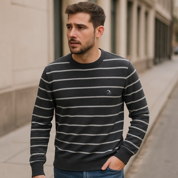 NWOT Calvin Klein Men’s Gray & White Striped Crewneck Sweater - Picture 1 of 12
